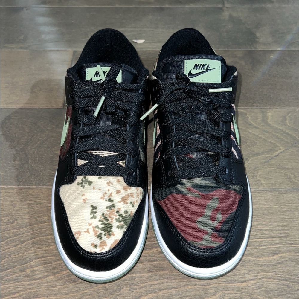 Nike dunk low SE “crazy camo” 8